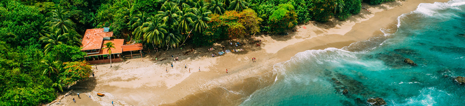 Destinasi pesisir dengan pantai berpasir, nyiur melambai, dan jernihnya laut biru.